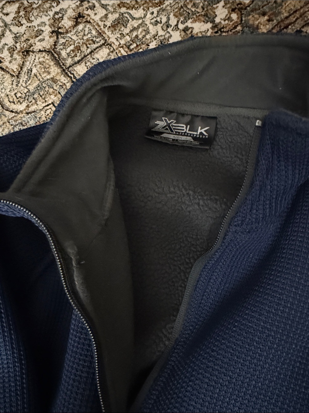 Navy Men’s Zip-Up Jacket, size Small